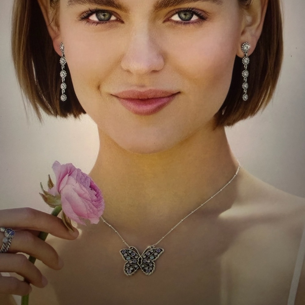🦋🆕🦋Brighton Halo Gems Monarch Butterfly Necklace